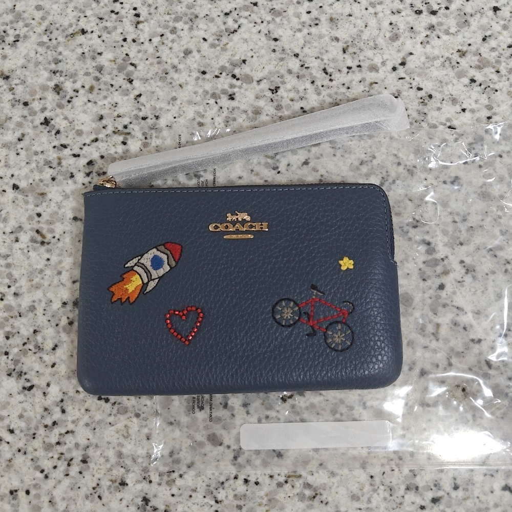 Coach Corner Zip Wristlet (rocket)